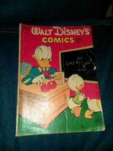 Walt Disney's Comics and Stories #139 dell 1952 golden age donald duck cartoon