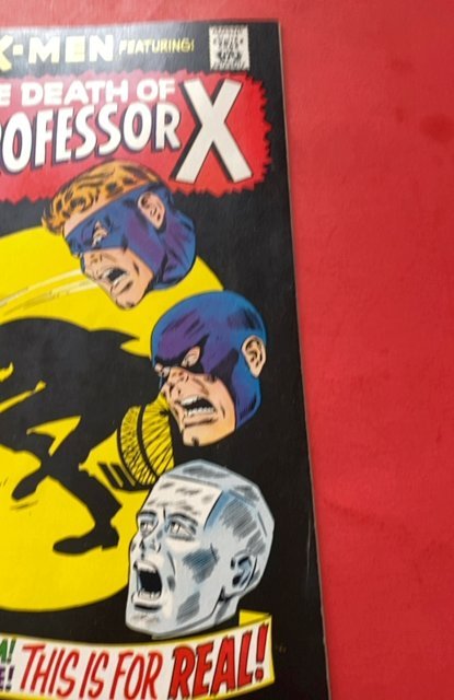 The X-Men #42 (1968) Death of professor X