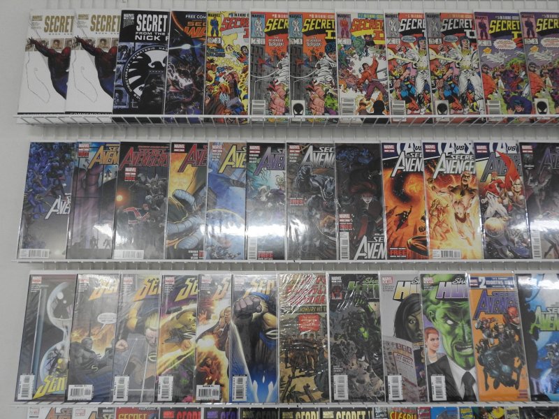 Huge Lot of 150+ Comics W/ She-Hulk, Spider-Man, Secret Avengers! Avg. VF-