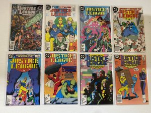 Justice League of America lot 43 diff from:#0-49 + ANN 8.0 VF (1981-91)