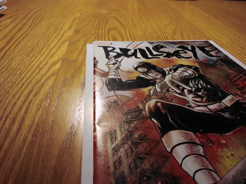 Bullseye #1 Marco Checchetto Connecting Variant (2017)