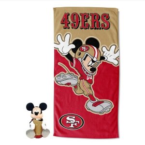 Disney NFL Mickey Giants Splash Hugger Beach Towel