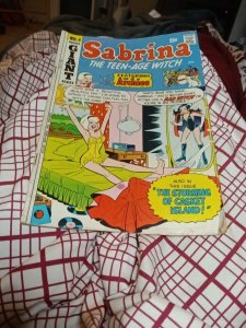 Sabrina the Teenage Witch #4 Archie Mlj Comics 1971 Bronze Age Tv Show Book