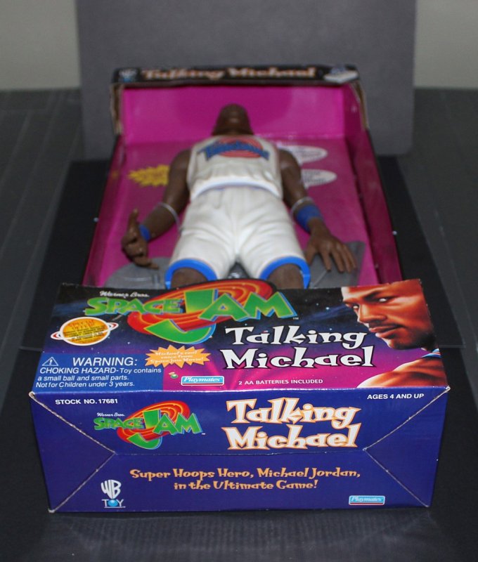 Space Jam 16' Talking Michael Jordan Figure MINT 1996