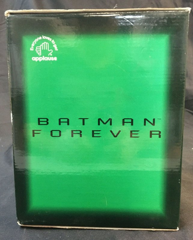 BATMAN FOREVER DIORAMA BATMAN VS THE RIDDLER 1398/5000 
