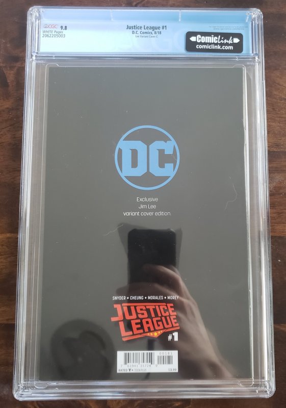 Justice League 1 CGC 9.8 Jim Lee 1:500 retailer ratio variant