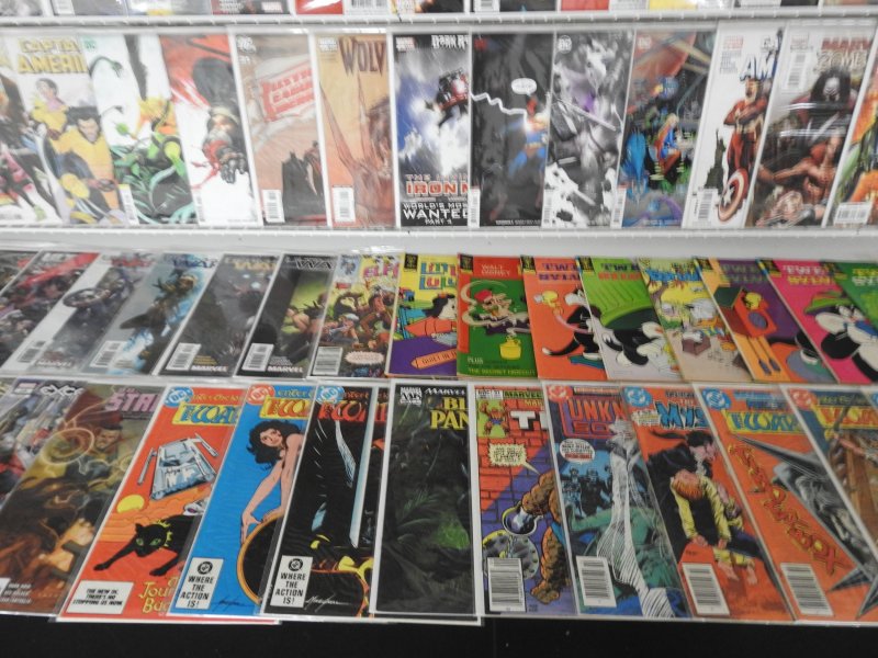 Huge Lot 150+ Comics W/ Spider-Man, Avengers, Marvel Zombies+ Avg Fine/VF!!