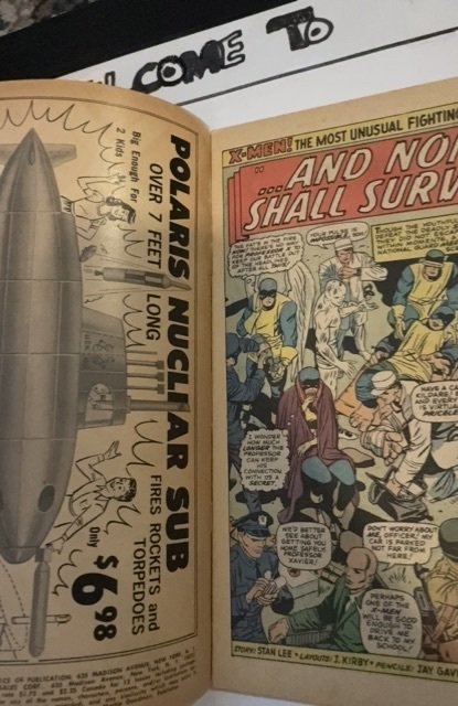 The X-Men #17 (1966)and none shall survive Mod foxxing