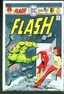 The Flash #236 (1975)