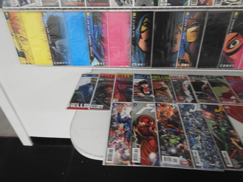 Huge Lot 150+ Comics W/ Convergence, Hellblazer, Hellstorm+ Avg VF Condition!