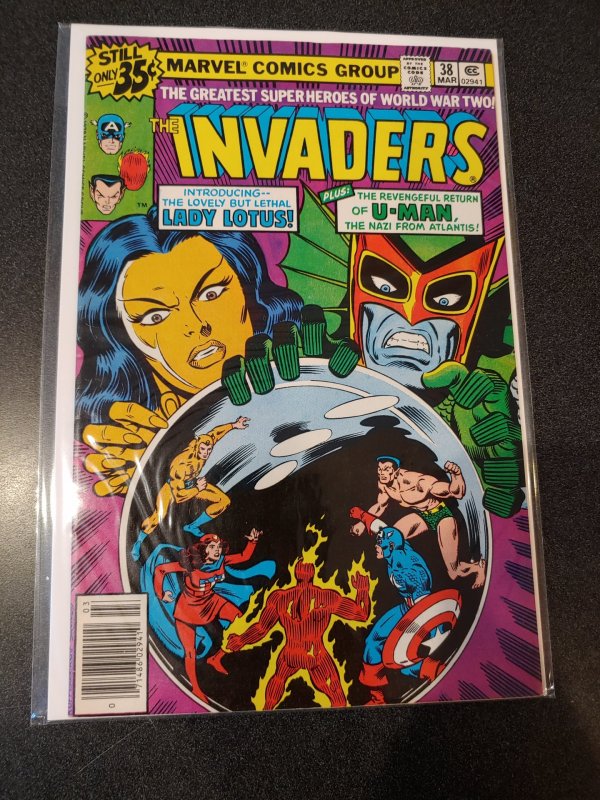 THE INVADERS #38 BRONZE AGE HIGH GRADE VF/NM