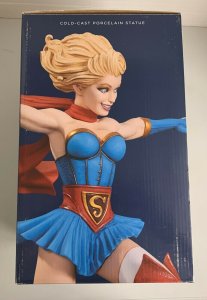 DC Comics Bombshells Supergirl Numbered Limited Edition 2397/5200 Statue  