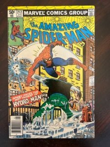 The Amazing Spider-Man #212 (1981) - VF/NM - 1st Hydro Man !!!