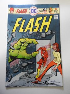 The Flash #236 (1975)