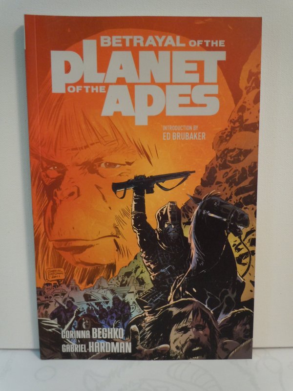 Betrayal of the Planet of the Apes  TPB