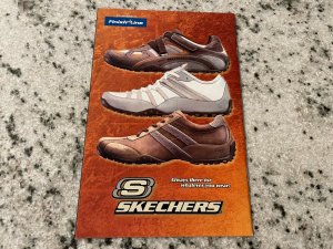 Young Avengers & Runaways # 3 NM 1st Print Marvel Comic Book Civil War Hulk DH2