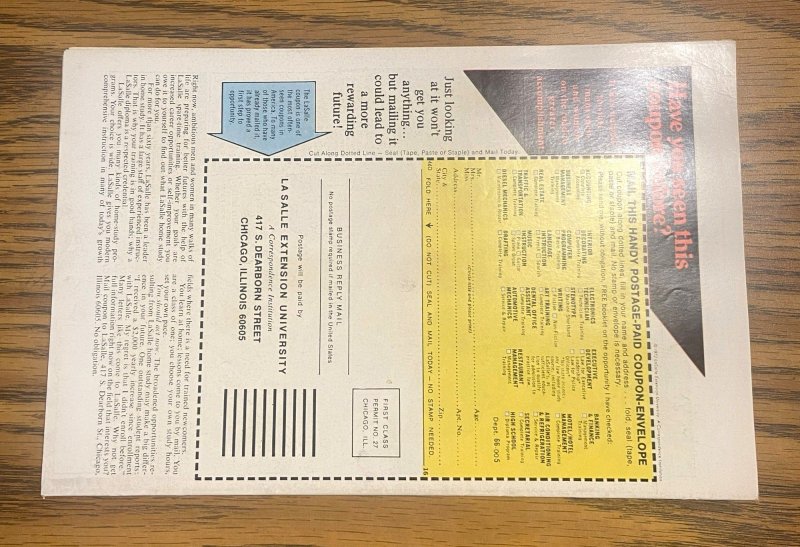 Captain America #187 (8.5 VFN+) Gil Kane Cover, Comic Kingdom Store Stamp (1975)