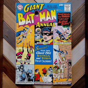 BATMAN ANNUAL #2 FN/VF DC 1961 80-page GIANT Swan Sprang 1962 CALENDAR + Pin-Up