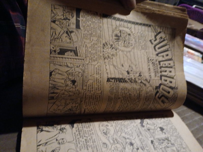 COLOSSAL COMIC #18 Silver Age 1961 Australian Kenmure Press Batman Superman Pulp