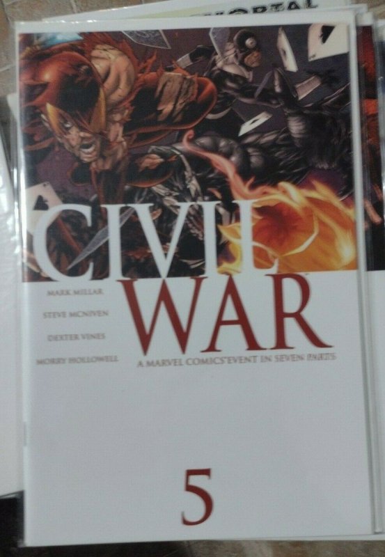 CIVIL WAR # 5 McNiven VARIANT 2006  MARVEL YOUNG AVENGERS FANTASTIC FOUR CAP