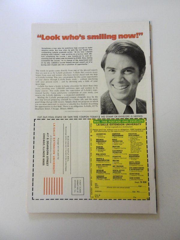 The Incredible Hulk #193 (1975) FN- condition  subscription fold