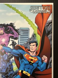 JUSTICE LEAGUE UNLIMITED #5 1:25 DAN JURGENS DC COMICS 2025 IN-HAND PROSHIPPER