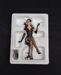 DC Collectibles DC Bombshells Catwoman Statue 237/5200 *PLEASE READ*