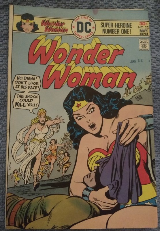 Wonder Woman #223 FN