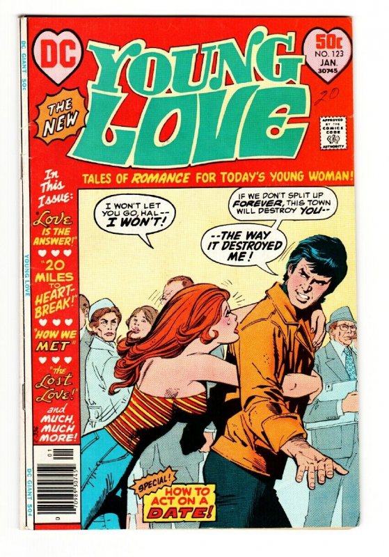 Young Love #123 comic book 1977- DC Romance- Side boob Headlight cover VG