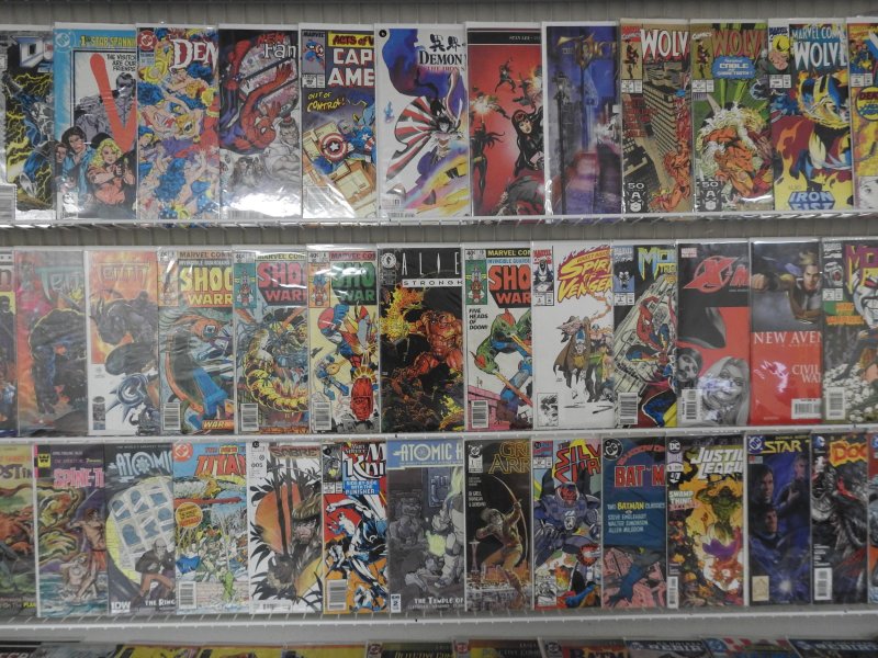 Huge Lot 140+ Comics W/ Wolverine, Batman, Hulk, +More! Avg VF Condition!