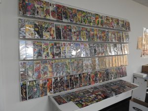 Huge Lot 140+ Comics W/ Avengers, Spider-Man, Hulk +More! Avg. VF-