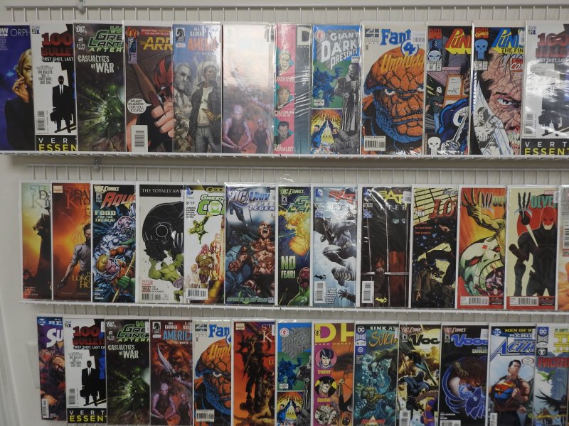 Huge Lot 140+ Comics W/ Batman, Superman, Hulk, +More AVG VF-