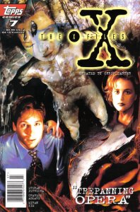 X-Files, The #7 (Newsstand) VF/NM ; Topps | David Duchovny Gillian Anderson