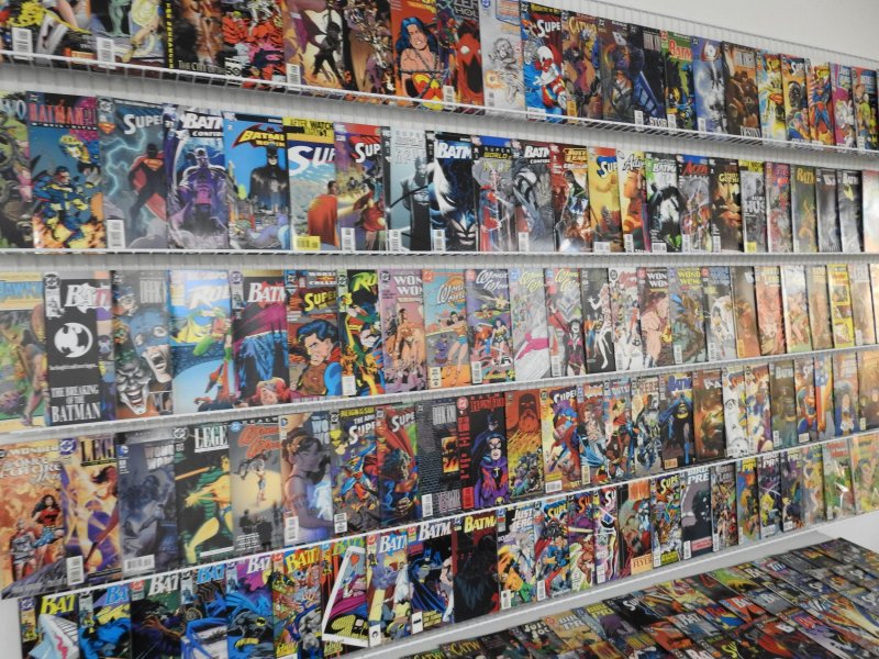 Huge Lot 170+ comics w/ Wonder Woman, Batman, Superman & more!