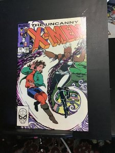 The Uncanny X-Men #180 (1984) Storm, Rogue cover! VF/NM Wow!