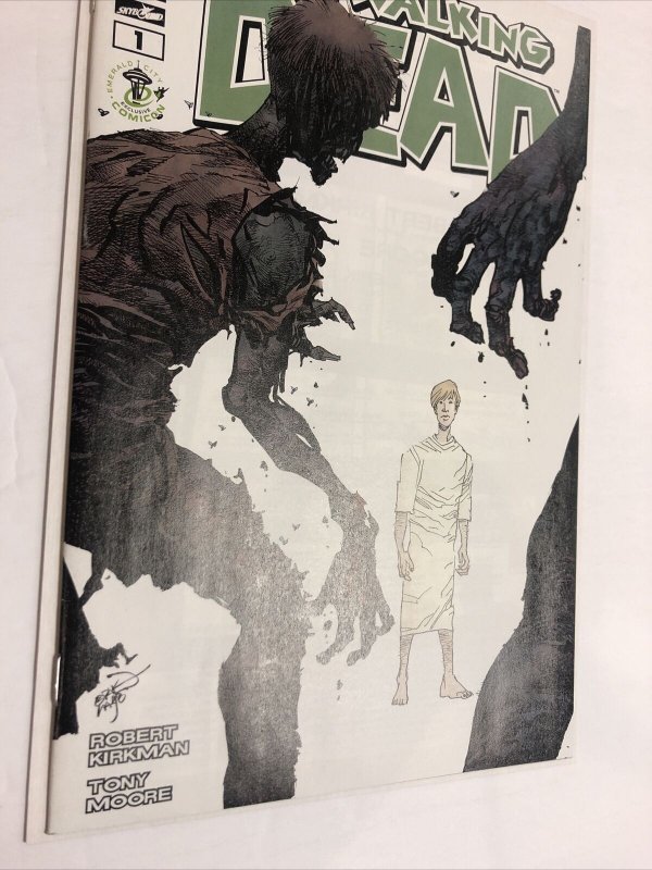 Walking Dead (2014) # 1 (NM) ECCC Emerald City Comicon Exclusive Larsen