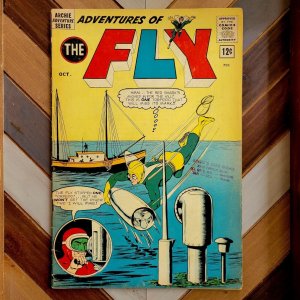 Adventures of THE FLY #28 VG (Archie Comics 1963) THE FLY vs THE RED SHARK 