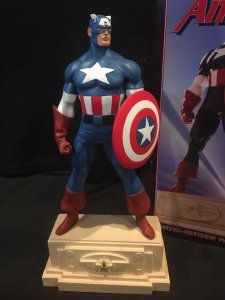 CATPAIN AMERICA Bowen Designs Marvel Statue, Modern Version, 1999, #1670/4000 