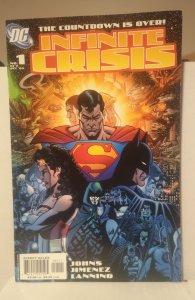 Infinite Crisis #1 (2005)