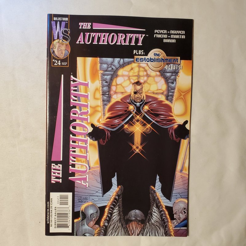 Authority 24 Very Fine/Near Mint Cover by Dustin Nguyen