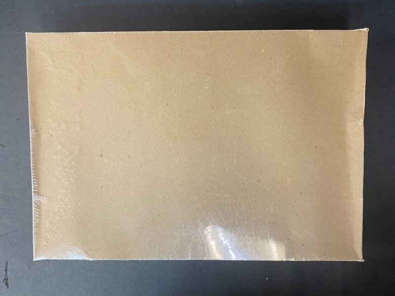 Star Trek The Next Generation U.S.S. Enterprise Starship Model Kit AMT Sealed