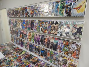 Huge Lot 140+ Comics W/ Batman, X-Men, Superman, +More AVG VF-