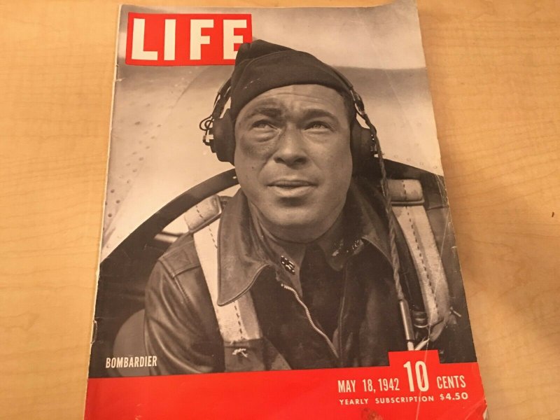 2 Large Magazines Life Bombardier 1942 FlyPast Book of the Flying Fortress JKT2