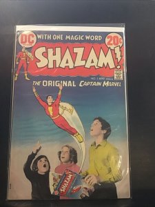 Shazam #2 DC Comics Vintage Bronze Age Captain Marvel Comic Book 1973