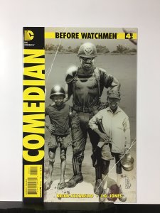 Before Watchmen: Comedian #4 (2013)