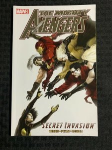 2009 THE MIGHTY AVENGERS v.4 Secret Invasion SC TPB VF 8.0 1st Marvel