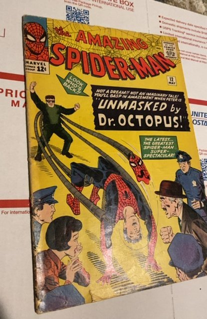 The Amazing Spider-Man #12 (1964)unmasked by doc ock-I/2imch spine split