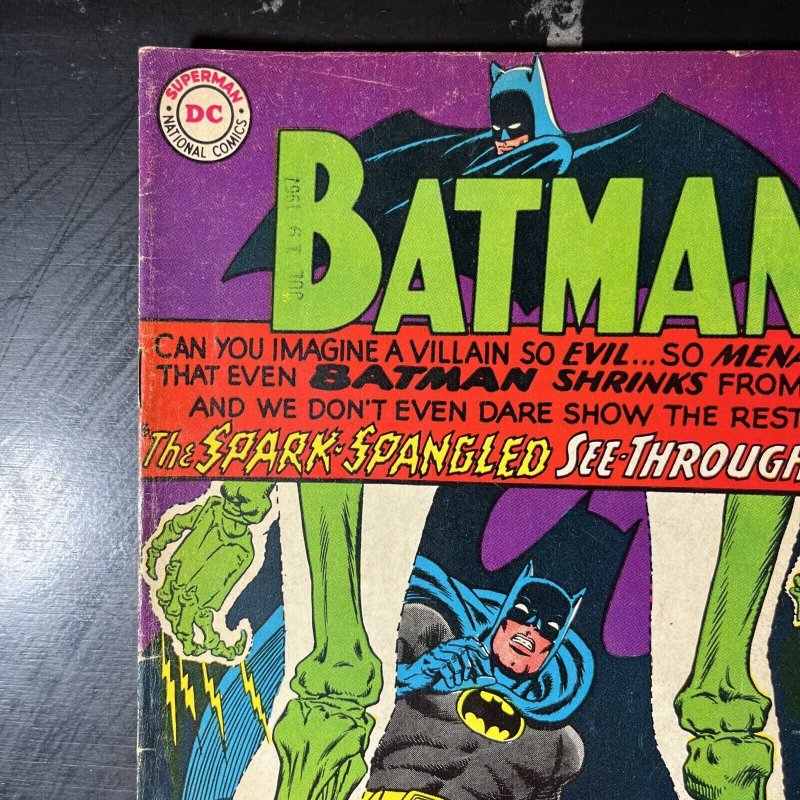 BATMAN #195 (1940 DC)  Silver Age Cover Carmine Infantino 