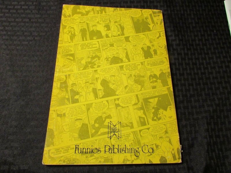 1974 FEATURE SHOWCASE Chester Gould SC VG+ Great Classic Newspaper Comic Strips