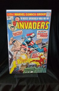 The Invaders #3 (1975) The Invaders 